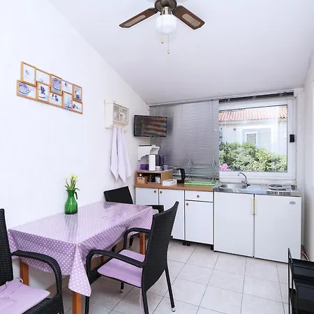 Apartmán Nina Makarská