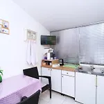 Nina Apartament Makarska