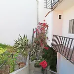 Apartament Nina *
