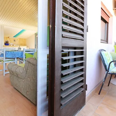 Apartment Nina Makarska