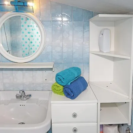 Nina Apartment
