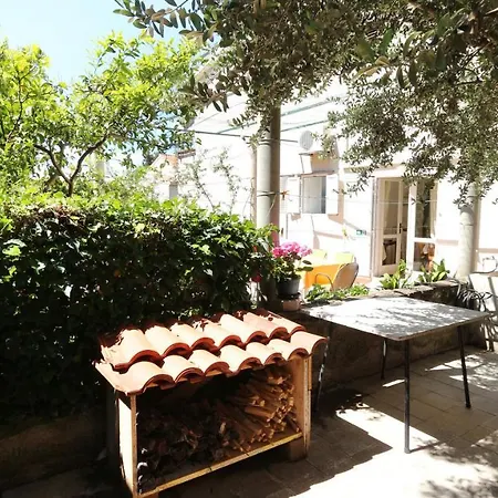 Nina Apartment